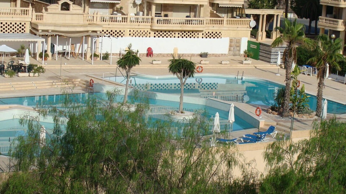 Guardamar del Segura Apartment | Apartment of 100m2 near the sea-internet
