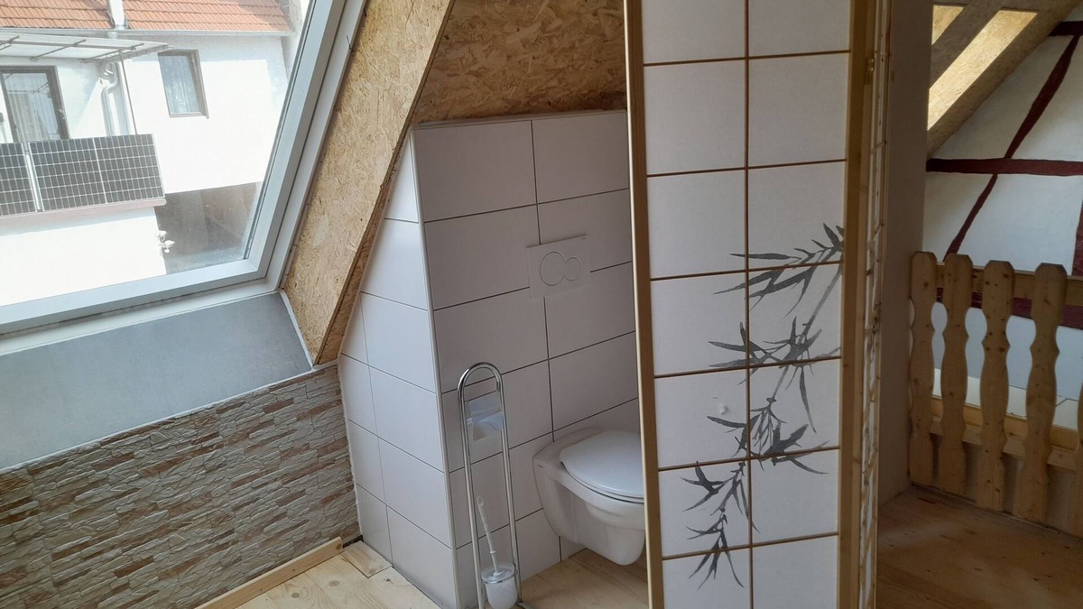 Rhein-Neckar-Kreis District Apartment | Apartment on 2 floors in the wine village