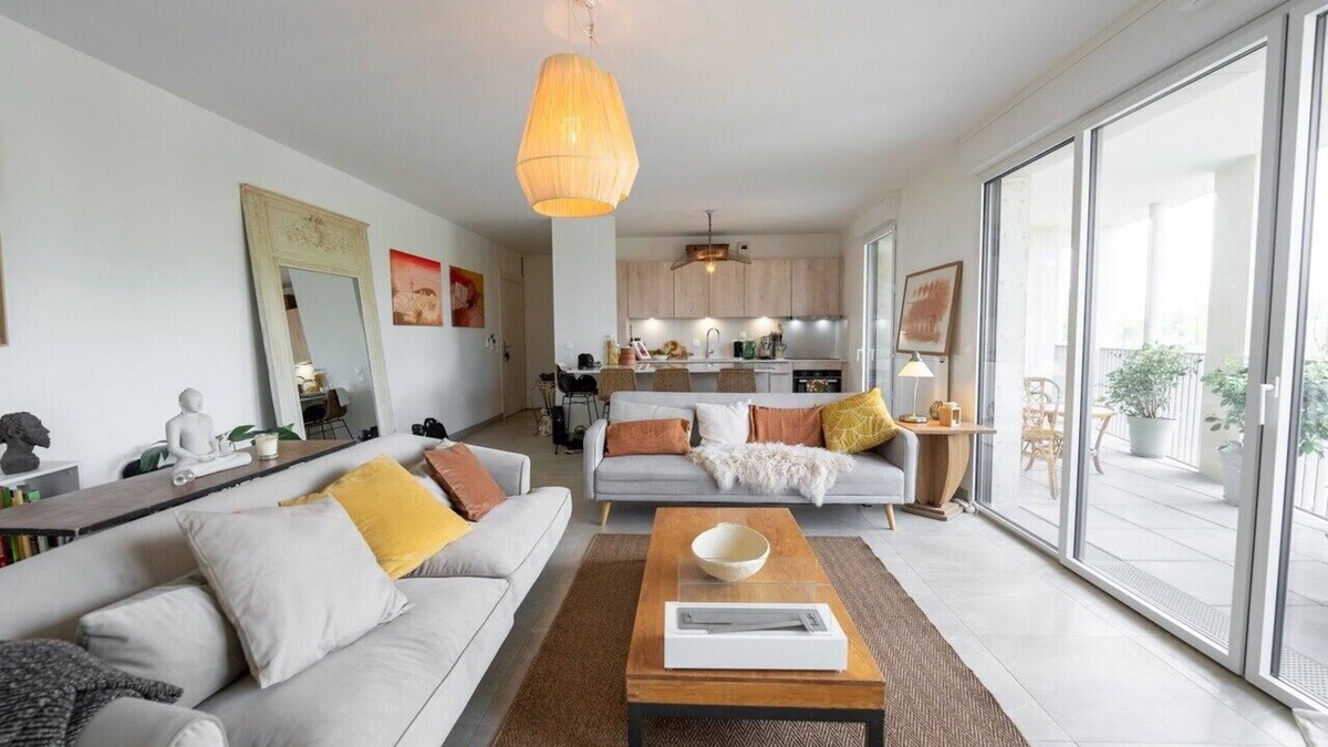 Bastide-Brazza Apartment | Apartment on the banks of the Garonne