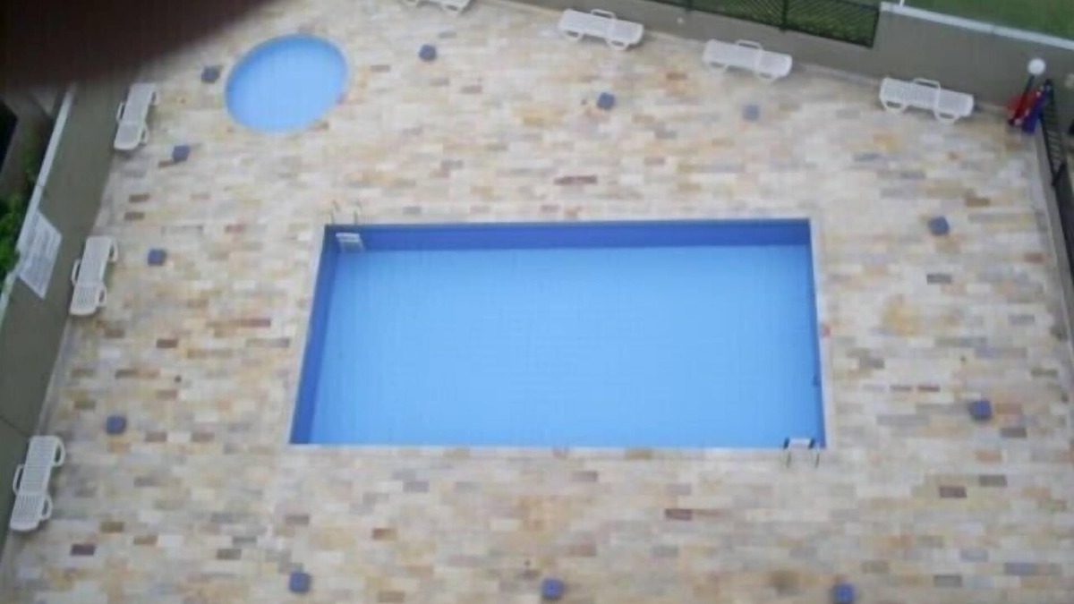 Centro Apartment | Apartment on the beach, walk in the sand in Itanhaem, with pool and sea view