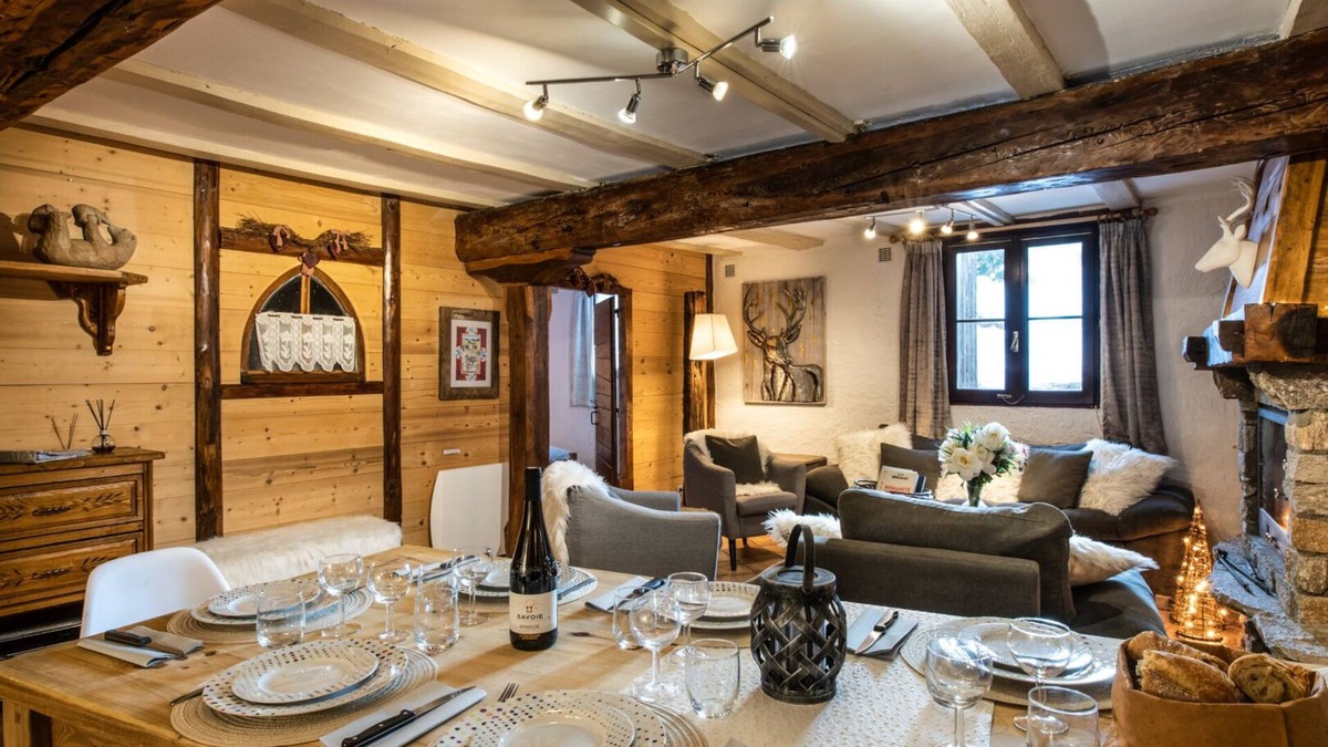 Montalbert Apartment | Apartment on the slopes, 50 metres from the ski lifts