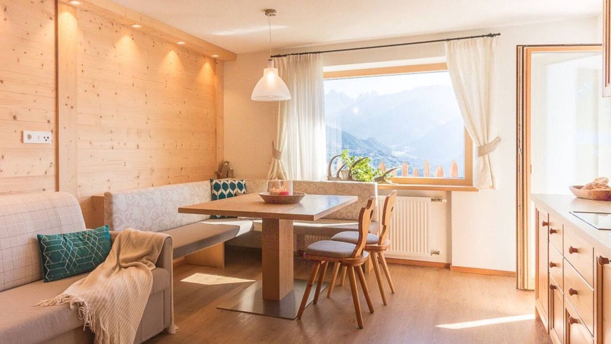 Feldthurns Apartment | Apartment on the mountain, with sauna and wonderful panorama - apartment for 3-7 people