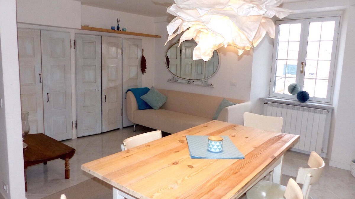 Imperia Apartment | APARTMENT ON THE PARASIO: in the quiet old town, walking distance to the beach