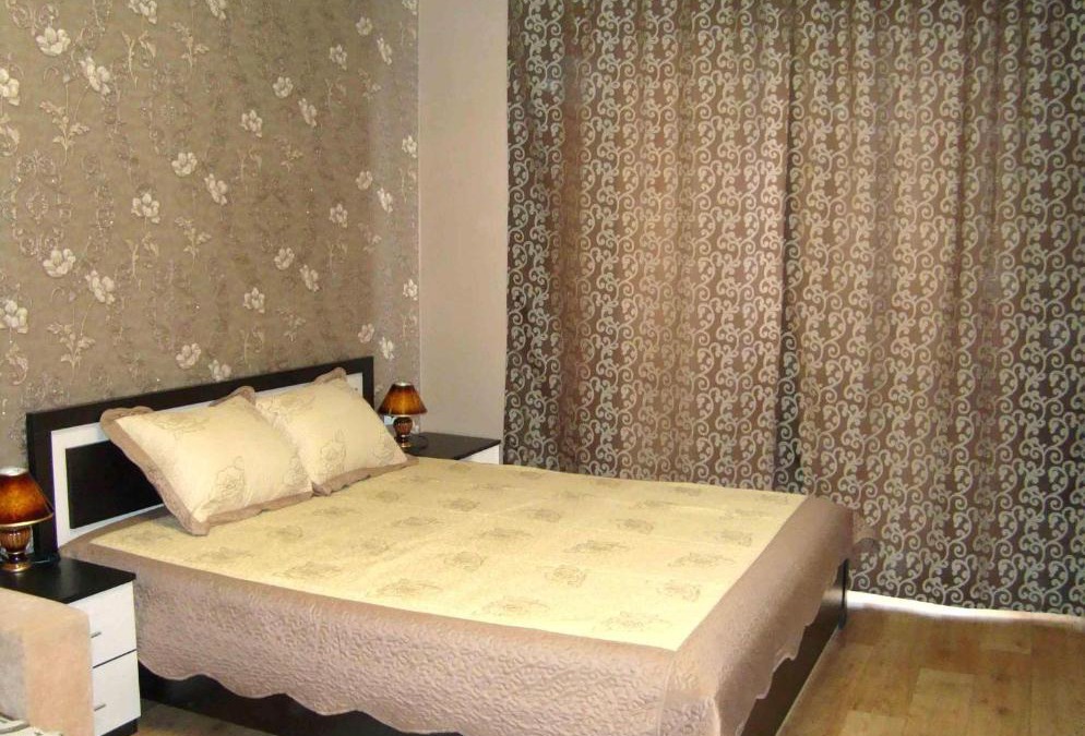 Naberezhnye Chelny Apartment | Apartment on ulitsa Akademika Koroleva 37