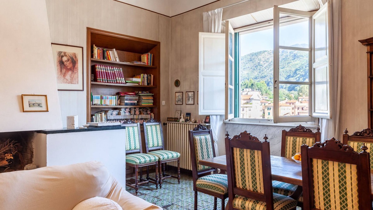 Carrara Apartment | Apartment 'Palazzo Ricci' with Wi-Fi