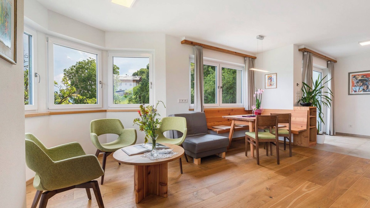 Barbiano Apartment | Apartment 'Pferscher - Apt Nussbaum' with Mountain View, Shared Terrace and Wi-Fi