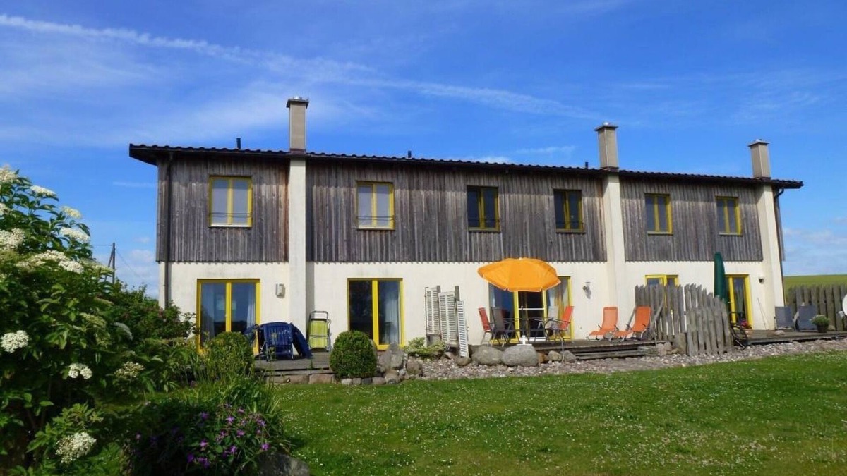 Zarnitz Apartment | Apartment "Poggenkrug Halbsguth" with Lake View, Private Terrace & Wi-Fi