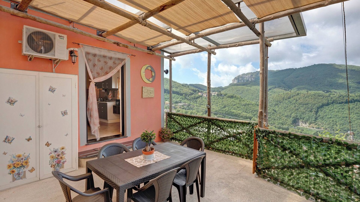 Moiano Apartment | Apartment 'Prima Luce' with Sea View, Private Terrace and Wi-Fi