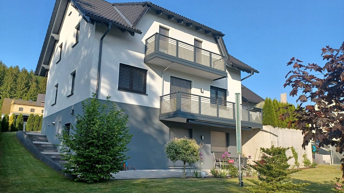 Olbernhau Apartment | Apartment 'Reichelt' with Shared Terrace, Shared Garden and Wi-Fi