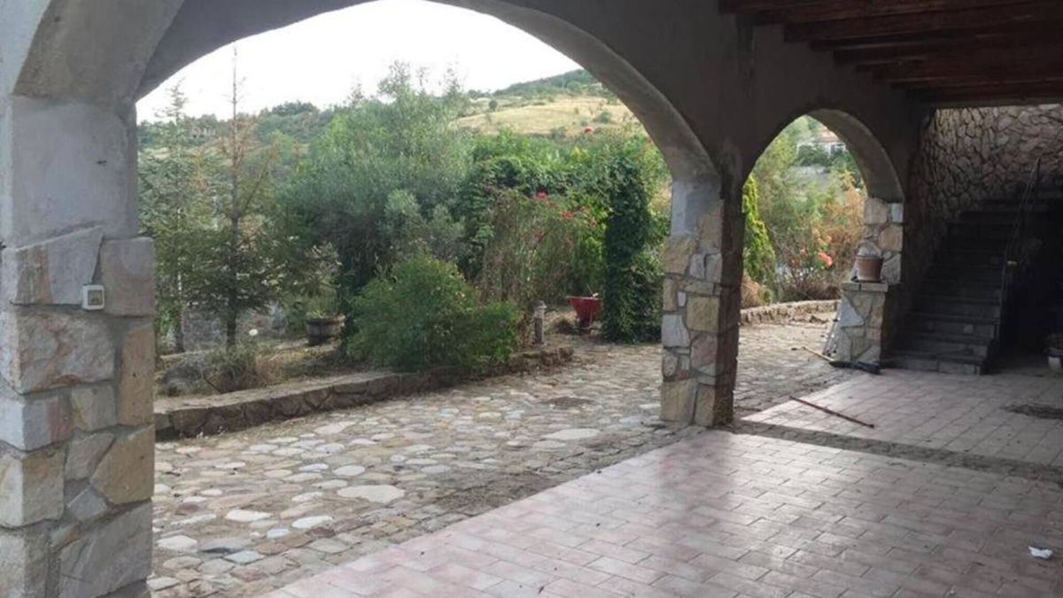 Raffo Apartment | Apartment 'Residence Lithos' with Mountain View, Garden and Wi-Fi