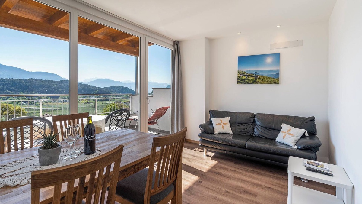 Tesimo Apartment | Apartment 'Residence Alpina Family Nr 11' with Shared Pool, Private Terrace and Wi-Fi