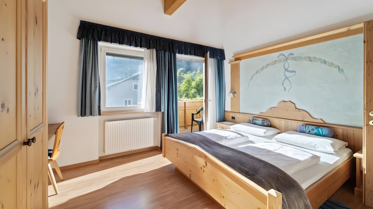Stanga Apartment | Apartment 'Residence Priska Superior Studio' with Mountain View, Shared Garden and Wi-Fi