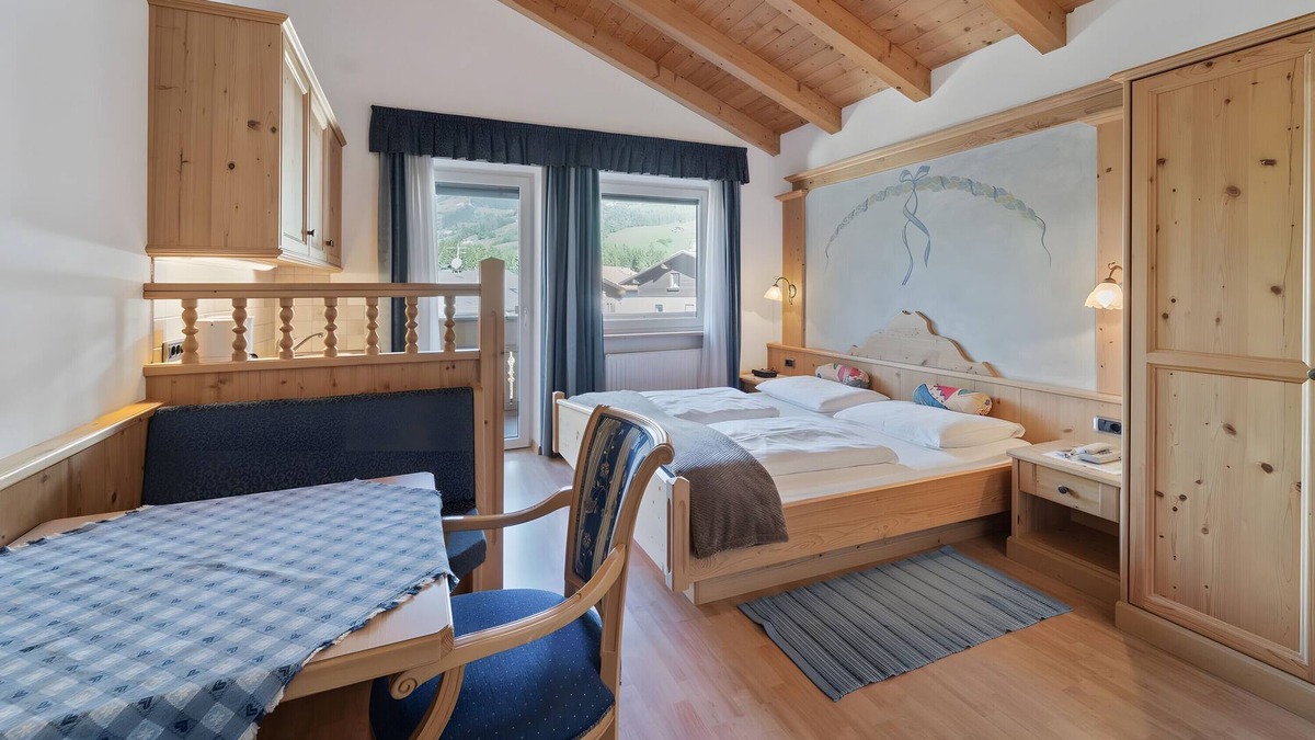 Stanga Apartment | Apartment 'Residence Priska Studio' with Mountain View, Shared Garden and Wi-Fi