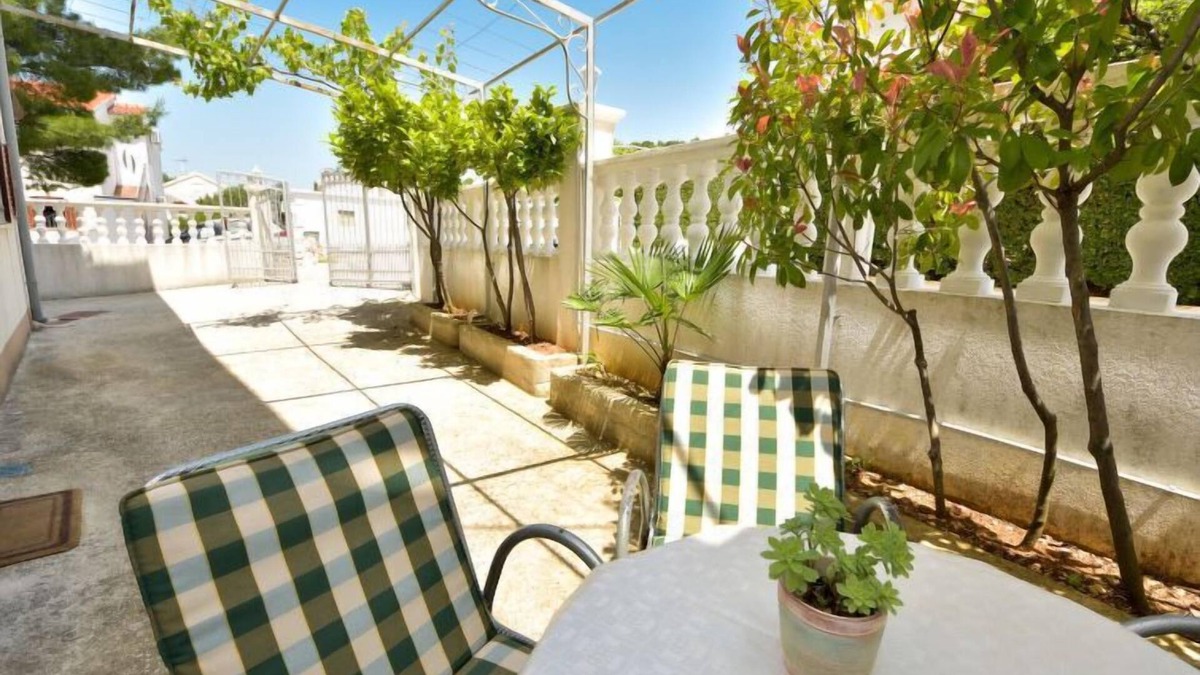Zaboric Apartment | Apartment Rose by Interhome