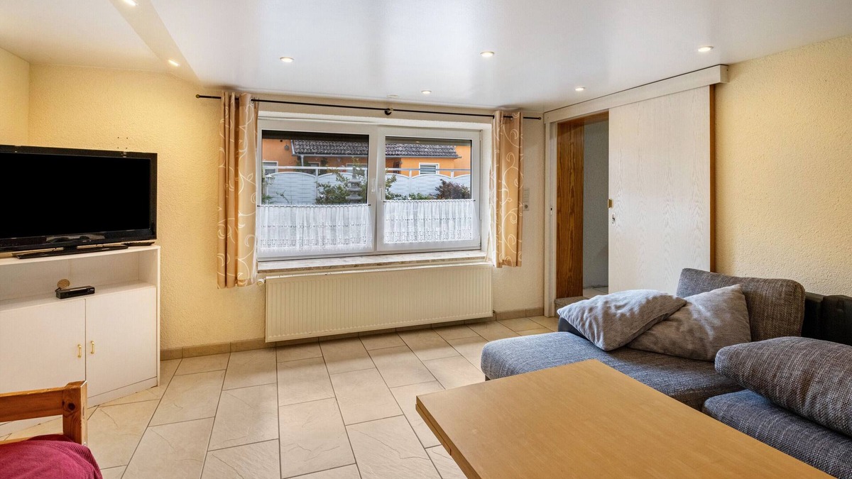 Jessen Apartment | Apartment 'Ruhiges Nest Mit Sauna Und Garten' with Shared Garden and Wi-Fi