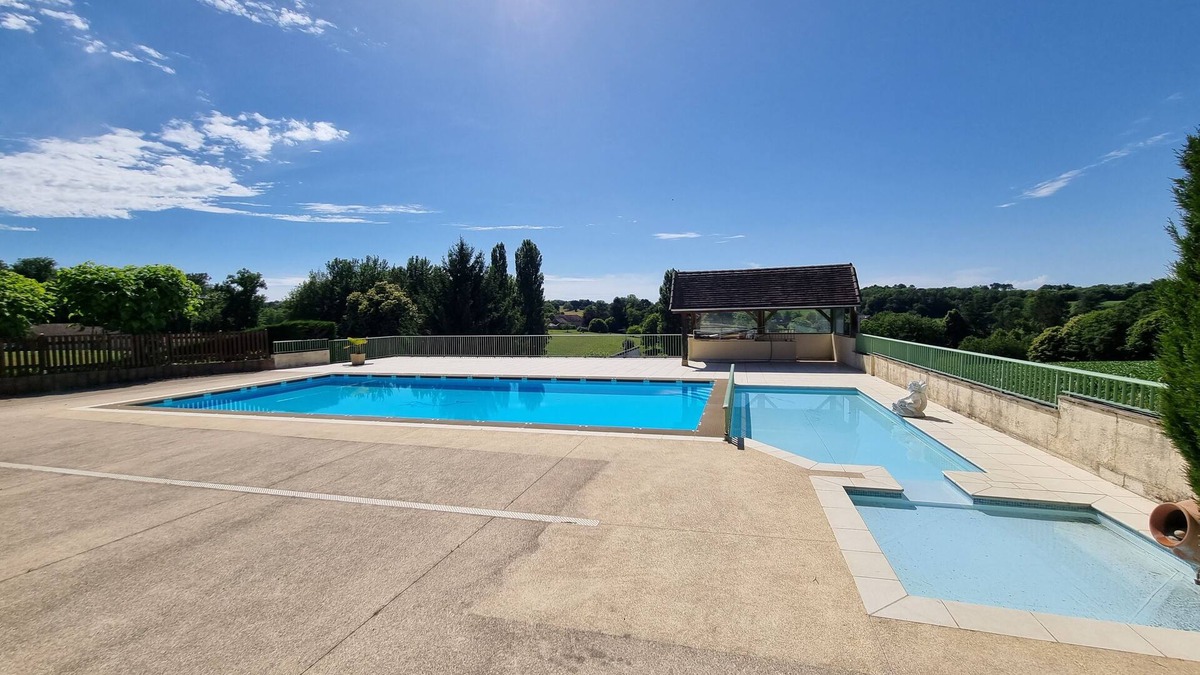 Saint-Genies Apartment | Apartment - Saint Génies- 4 pers - Swimming pool