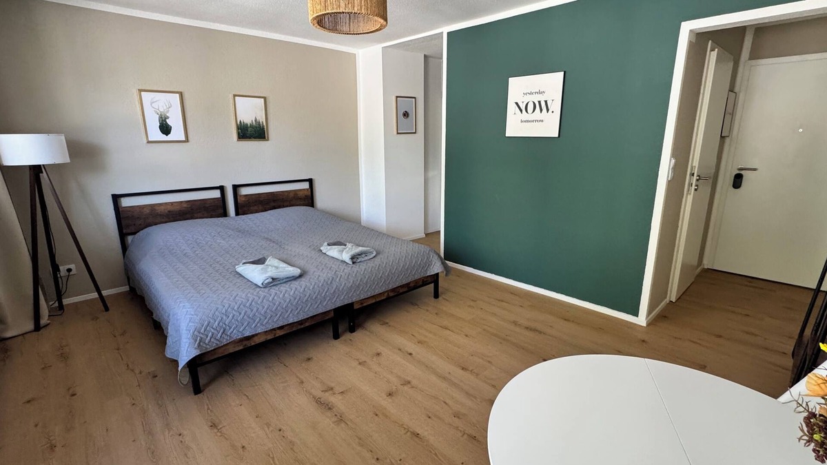 Offenbach am Main Apartment | Apartment Sana Klinik No 11 Balcony