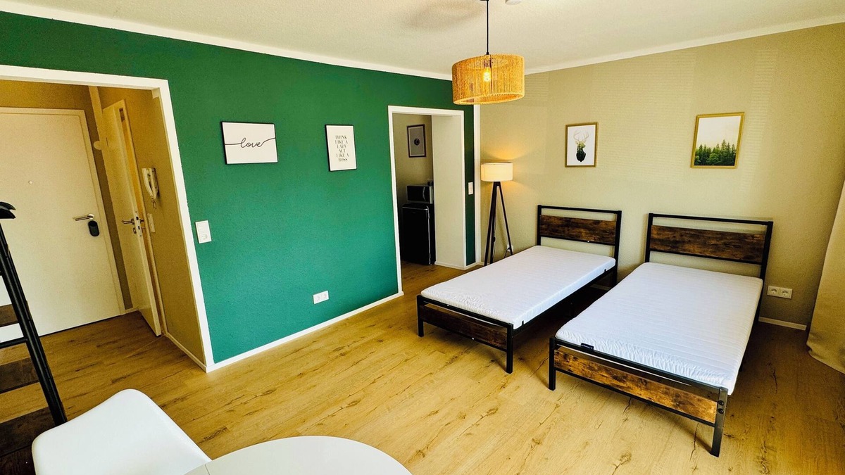 Offenbach am Main Apartment | Apartment Sana Klinik No 12 Balcony