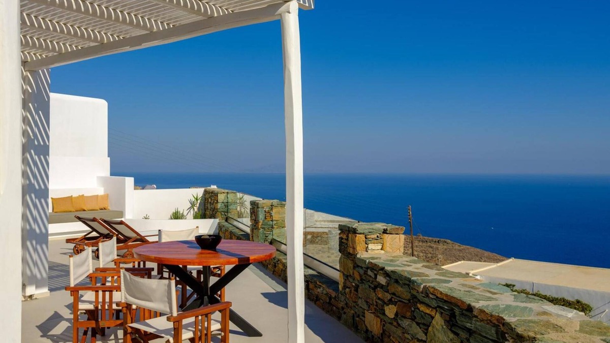 Ano Meria House | Apartment 'Seascape Suite 1' with Sea View, Wi-Fi and Air Conditioning