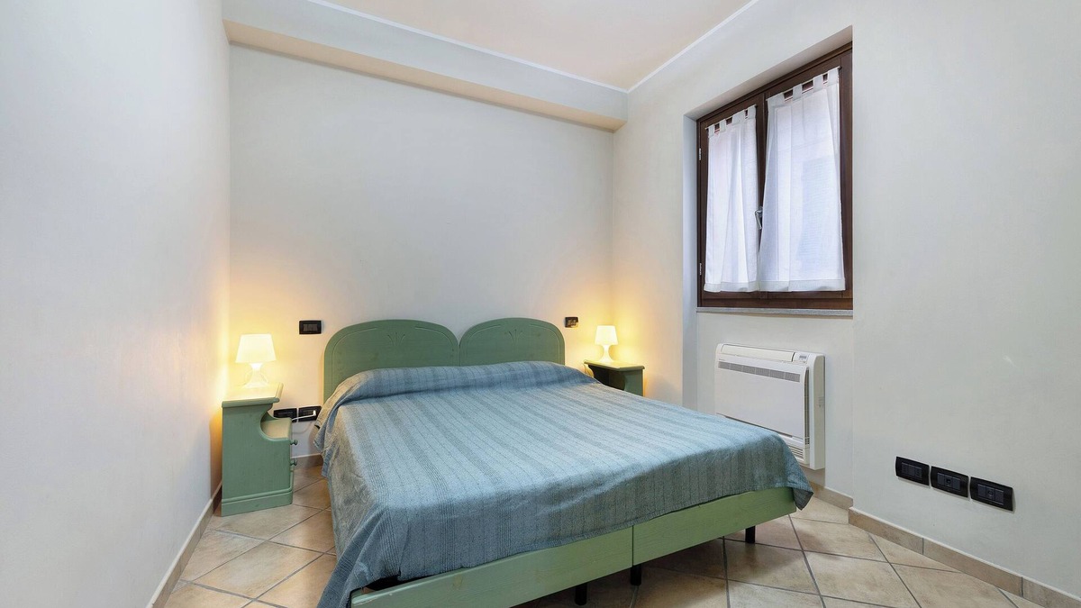 Cisano sul Neva Other | Apartment 'Secondo Tiro' with Mountain View & A/C