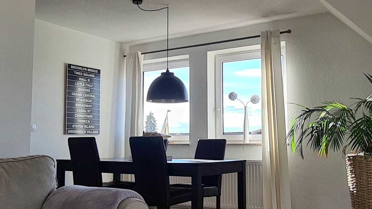 Moehnesee Apartment | Apartment Seeloft with balcony and direct lake view on the Möhnesee