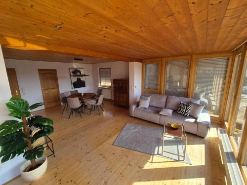 Giebelstadt Apartment | Apartment Seewiese Giebelstadt near DAA, A3, A7, A81