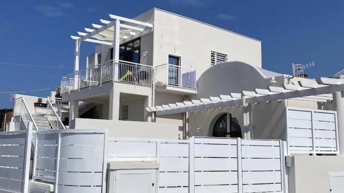 Monte di Procida Apartment | Apartment sleeps 6, sea, panoramic, free private parking