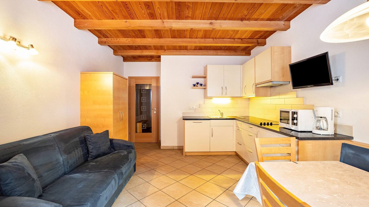 Cadipietra Apartment | Apartment 'Speckign 4' with Mountain View, Balcony and Wi-Fi