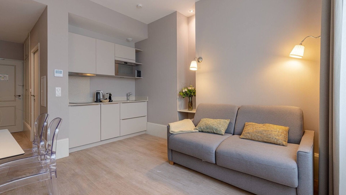 Limoges Apartment | Apartment Suit with private bathroom
