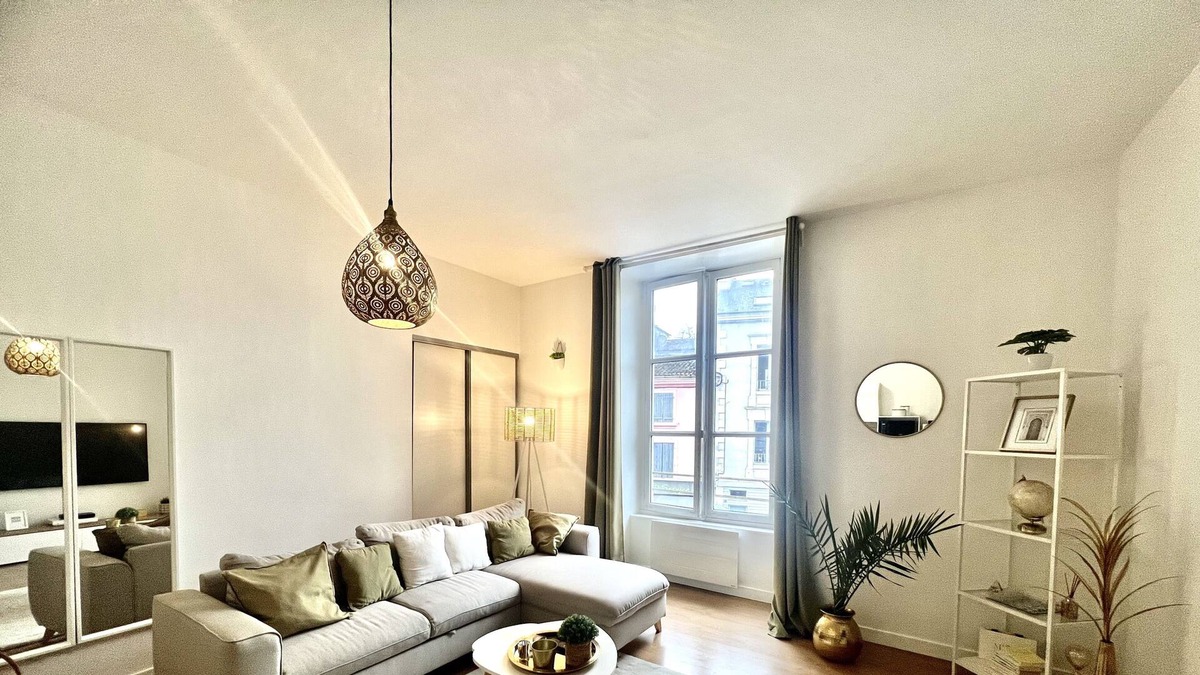Les 3 Cites Apartment | Apartment Sweet Home