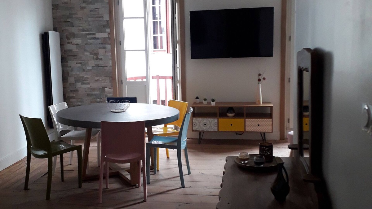 Saint-Jean-de-Luz Apartment | APARTMENT T3 COZY IN THE HISTORIC CENTER, 100 M FROM THE BEACH