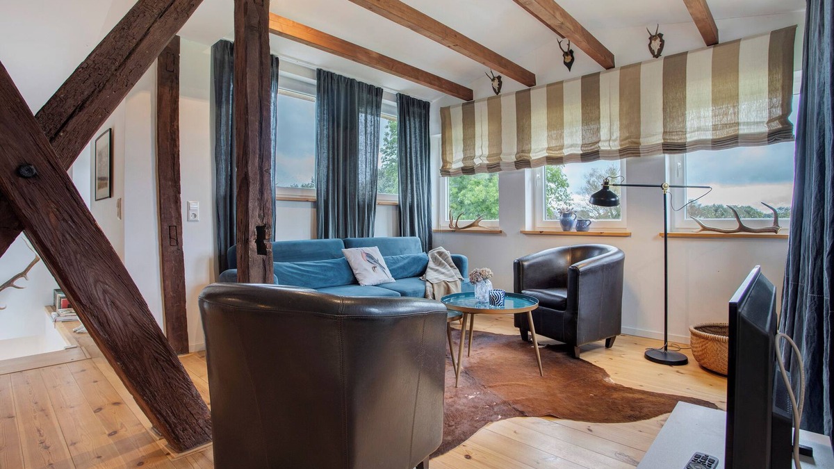 Groß Wokern Apartment | Apartment "Taubenkobel" with Private Garden & Wi-Fi