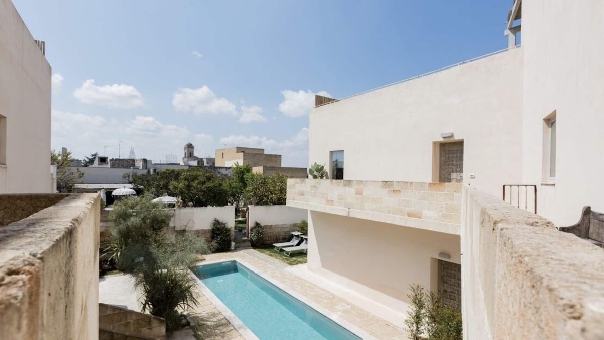 Diso Apartment | Apartment terrace,AC,WI-FI,pool and garden access