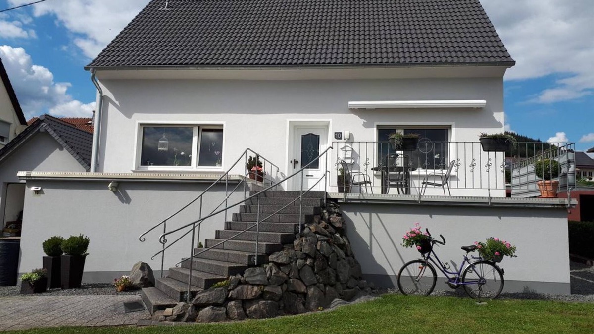 Oberstadtfeld Apartment | Apartment Thönnes - 2-bed apartment shower/WC, 1 bedroom