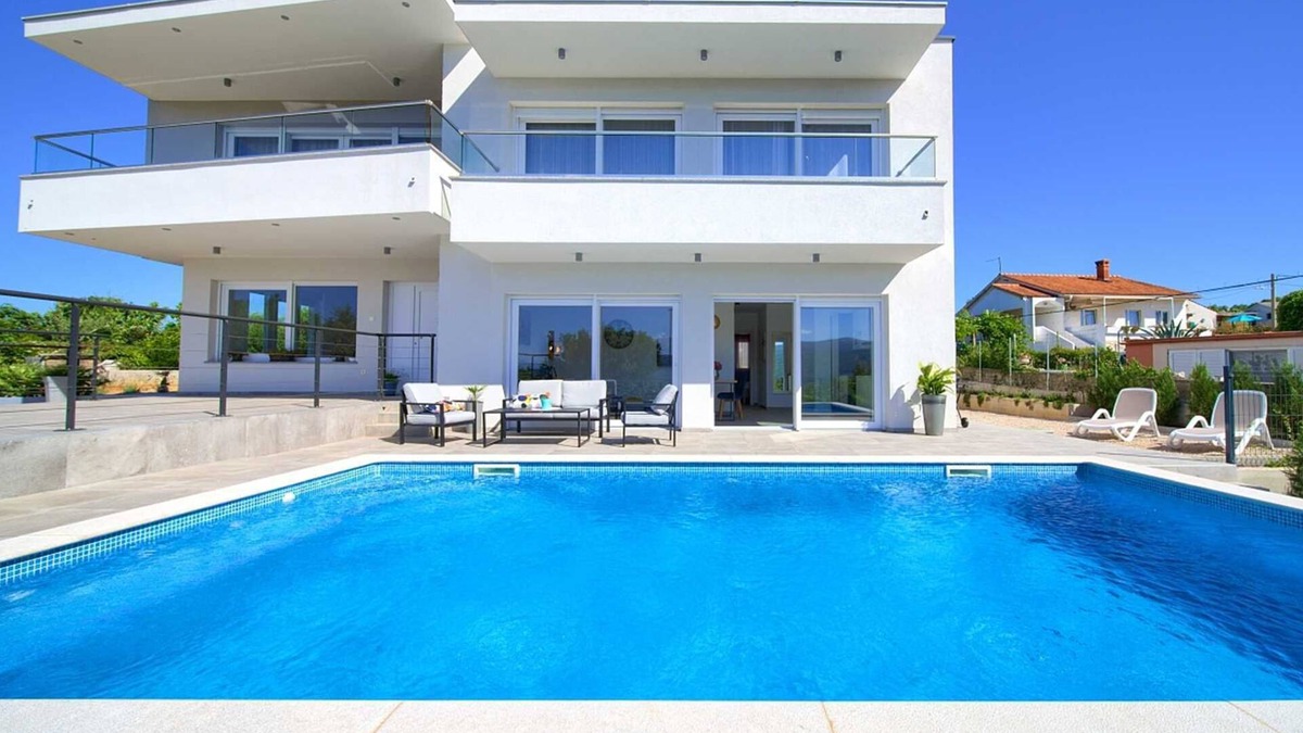 Kornic Apartment | Apartment Timmy with private swimming pool and Seaview