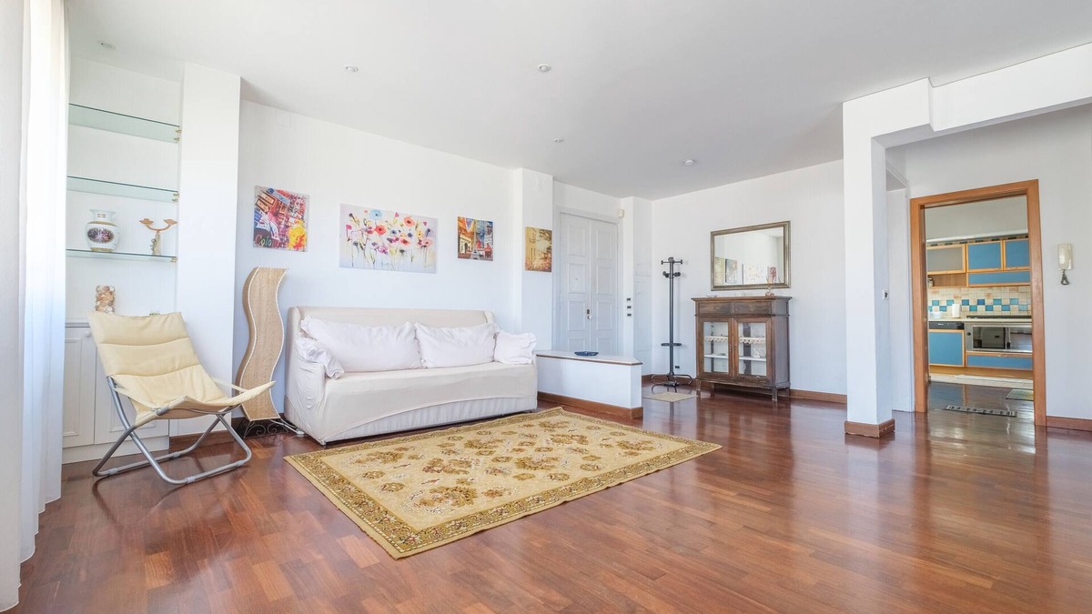 Reggio Calabria House | Apartment 'Treviso 4' with Balcony and Air Conditioning