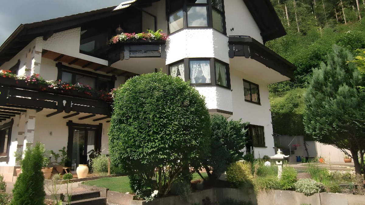 Hornberg Apartment | Apartment 'Uli Schätzle' with Mountain View, Private Terrace and Wi-Fi