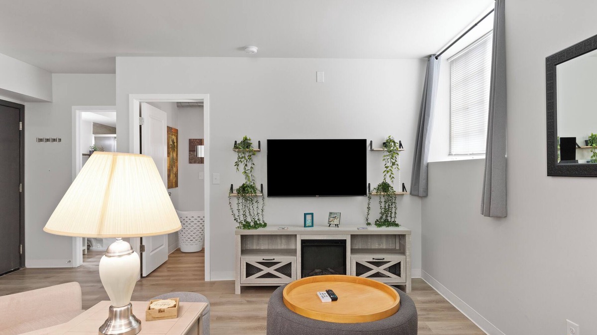 New Center Detroit Apartment | Apartment Unit In Midtown, Detroit.