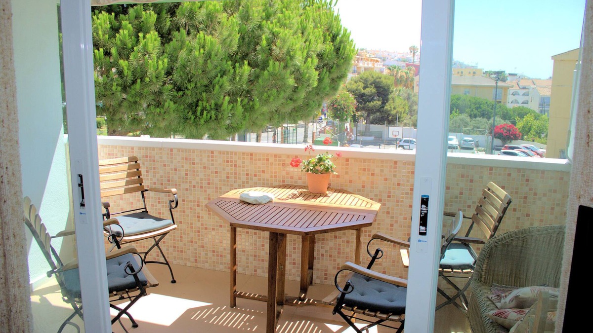 La Cala del Moral Apartment | Apartment very close to the beach, supermarket, restaurants and bus stop