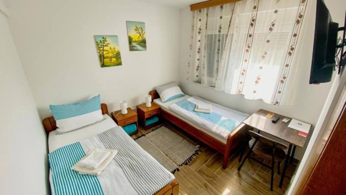 Vrbanja Apartment | Apartment Verde - rooms with private bathrooms: R4(2) - Vrbanja, Continental Croati, Croatia