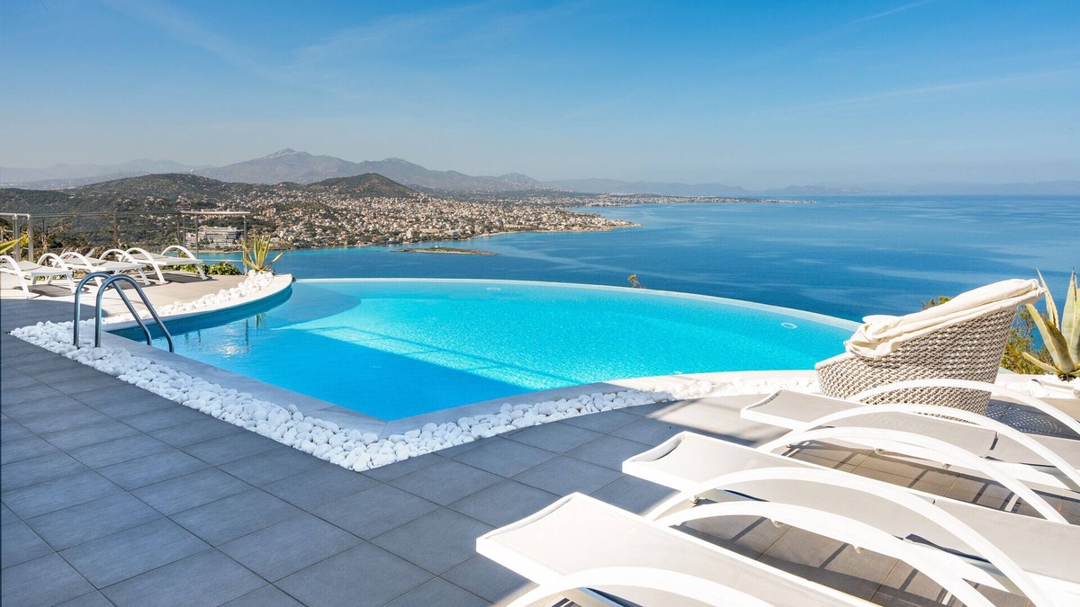 Markopoulo Mesogaias Apartment | Apartment "Villa Coral - First Floor" with Private Pool & Wi-Fi
