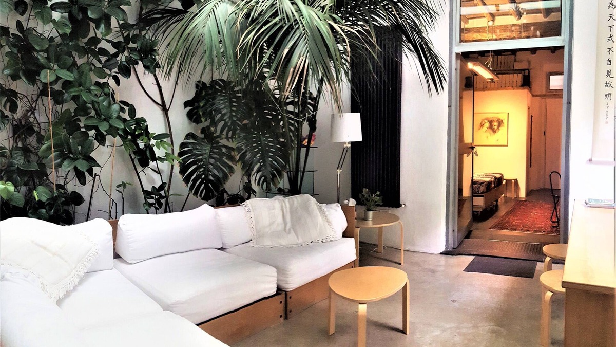 Monti Apartment | Apartment Virgilio in Monti, a true oasis of tranquility in the center of Rome