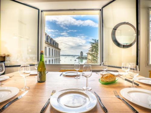 Saint-Malo Apartment | Apartment Vue Solidor-2 by Interhome