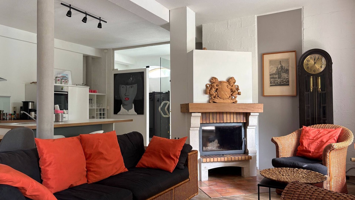 Kurort Gohrisch Apartment | Apartment 'Weltenbummler' with Mountain View, Private Terrace and Wi-Fi