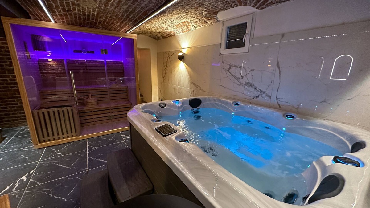 Vauban - Wazemmes Apartment | Apartment-Whirlpool bath-Apartment-Street View-Le Bijou