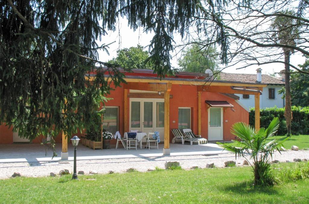 Strassoldo Apartment | Apartment Winery Villa Vitas Dépendance - App-1 by Interhome