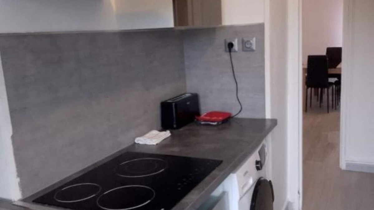 Morlaix Apartment | Apartment with 2 bedrooms and a large living area Morlaix near the station