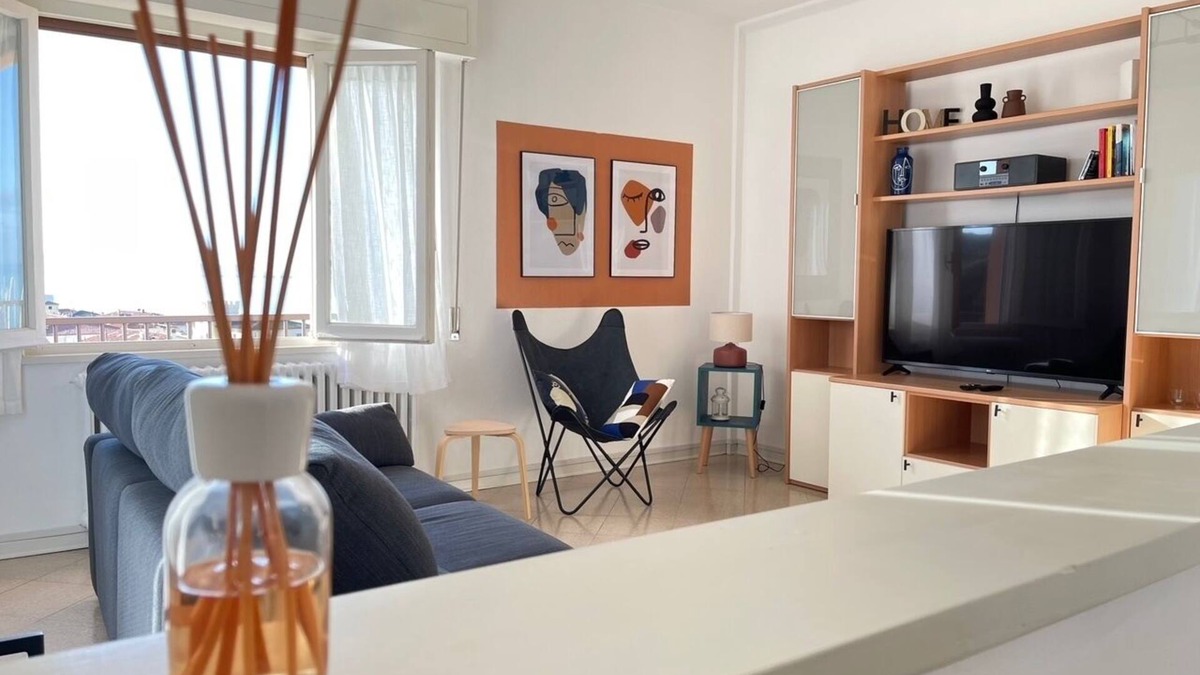 San Vincenzo Apartment | Apartment with a view