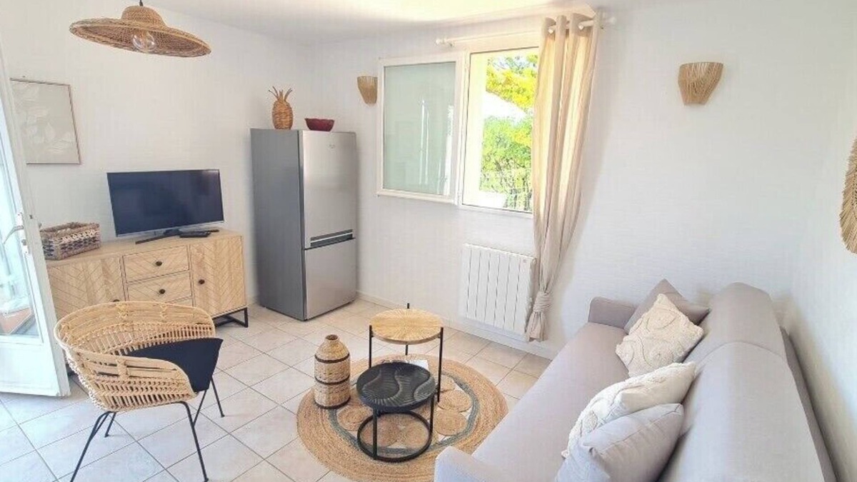 Villanova Apartment | Apartment with balcony and 360° sea view