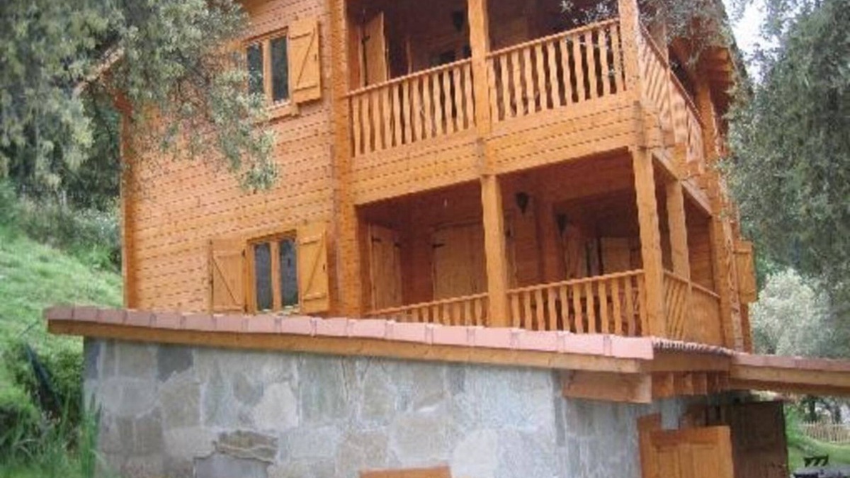 Olmiccia Apartment | Apartment with balcony and pool in a superb stone and wood chalet